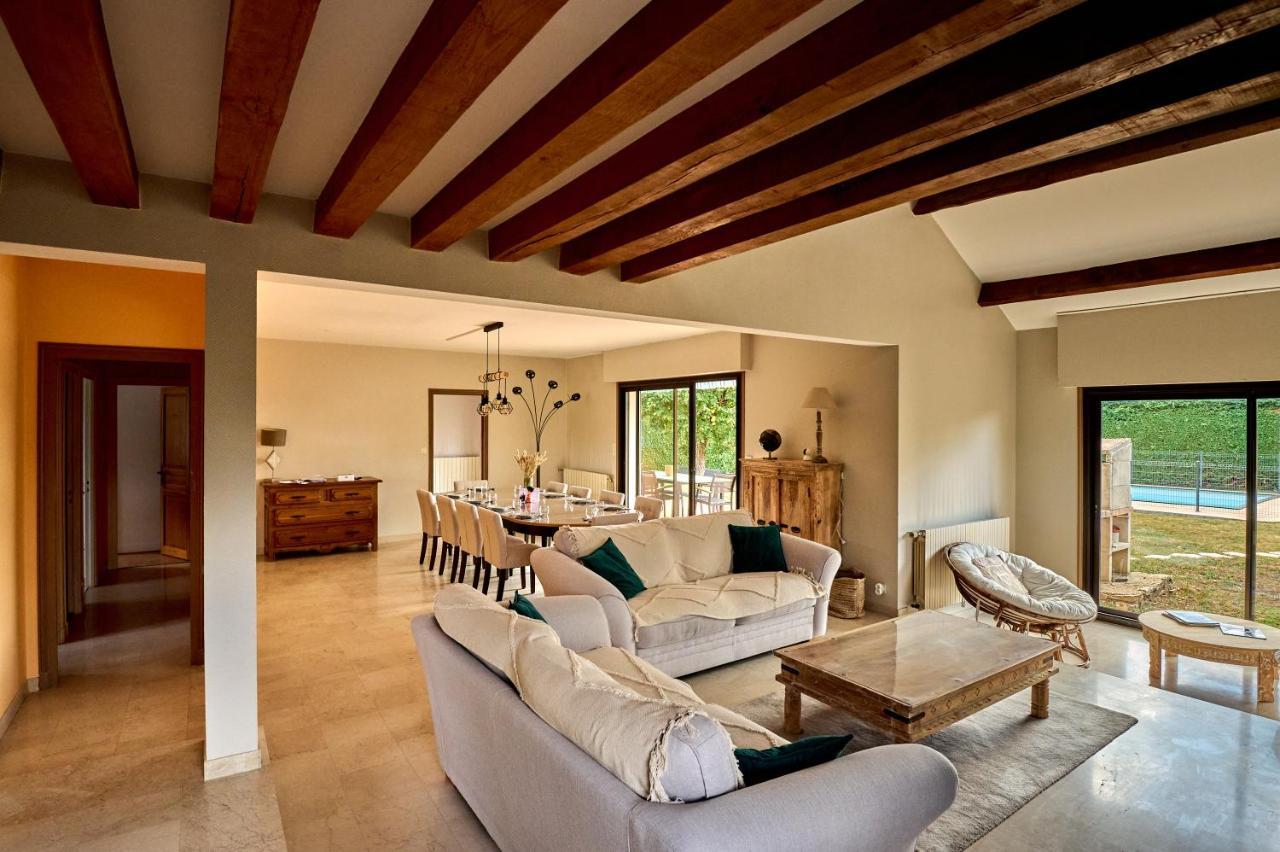 Superbe Villa Avec Piscine マニ・クール エクステリア 写真